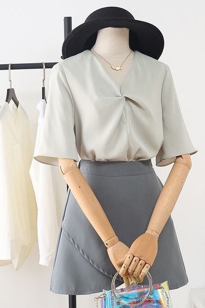 Moderna ženska košulja od šifona s 3/4 rukavima i špic izrezom