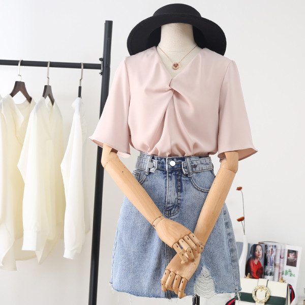 Moderna ženska košulja od šifona s 3/4 rukavima i špic izrezom