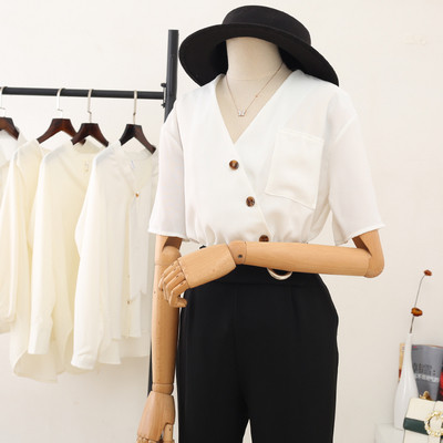 Naiste vabaaja särk nööpide ja lühikeste varrukatega