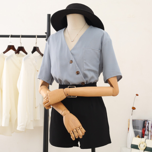 Naiste vabaaja särk nööpide ja lühikeste varrukatega