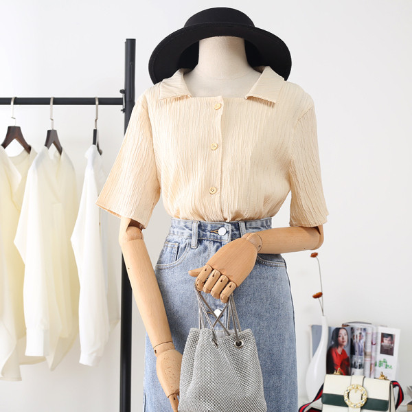 Uue mudeli naiste särk 3/4 varrukate ja kandilise kaelusega