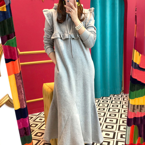 Naiste vabaajakleidi pikk kapuutsiga mudel