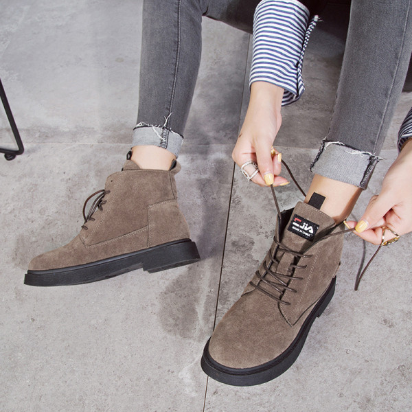 Öko-seemisnahast naiste vabaaja saapad paeltega