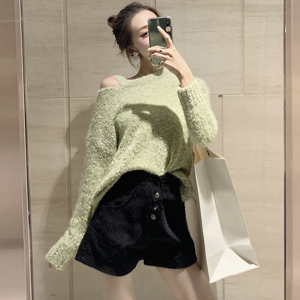 Naiste kõrge vöökoha ja nööpidega velvetist lühikesed püksid