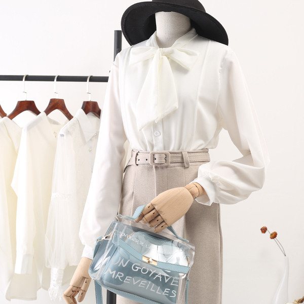 Stiilne naiste särk paela ja pikkade šifoonist varrukatega