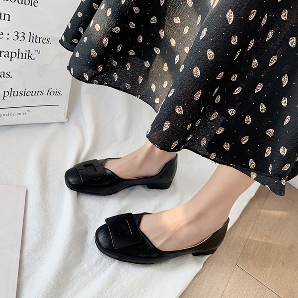 Eko-nahast valmistatud vabaaja madala tallaga naiste mokassiinid