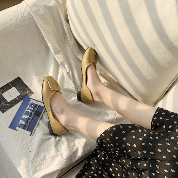 Eko-nahast valmistatud vabaaja madala tallaga naiste mokassiinid