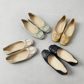 Madala talla ja metallelementidega vabaaja mokassiinid