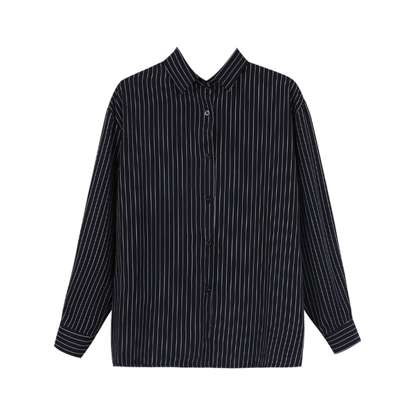 Naiste vabaaja triibuline klassikalise kraega särk