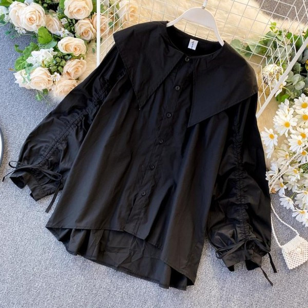 Ежедневна дамска риза с връзки на ръкавите и копчета - асиметричен модел