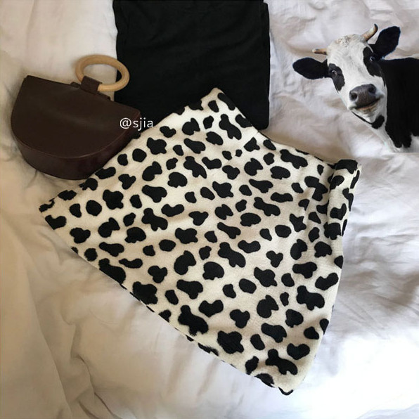 Naiste vabaaja sügisseelik A-joon must-valge