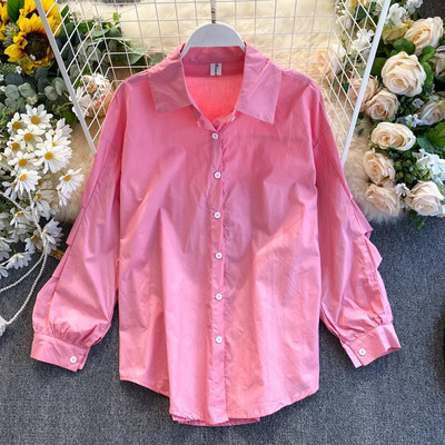 Naiste vabaaja särk nööpide ja klassikalise kraega