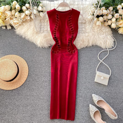 Vabaaja naiste Slim kleit ovaalse dekoltee ja väljalõigetega