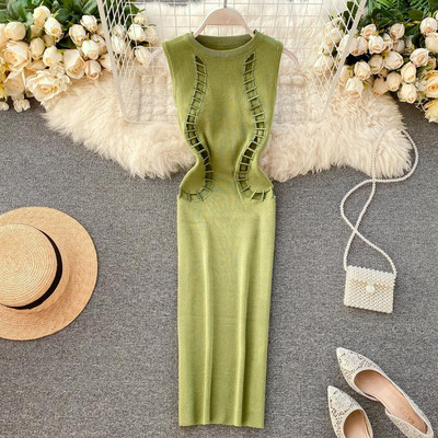 Vabaaja naiste Slim kleit ovaalse dekoltee ja väljalõigetega