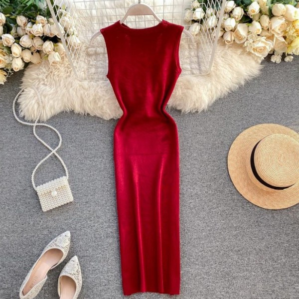 Vabaaja naiste Slim kleit ovaalse dekoltee ja väljalõigetega