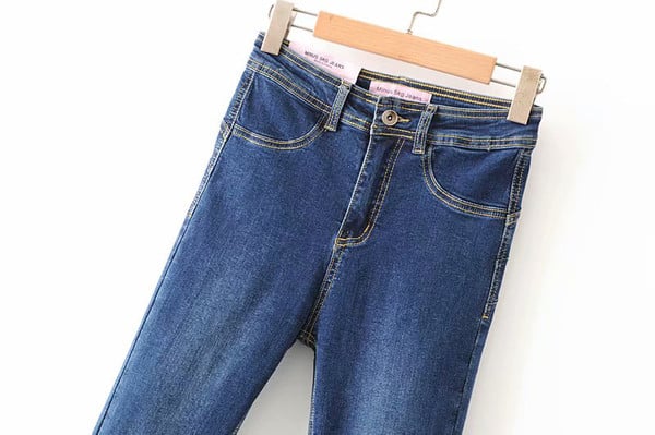 Вталени сини дамски дънки с висока талия ластичен модел