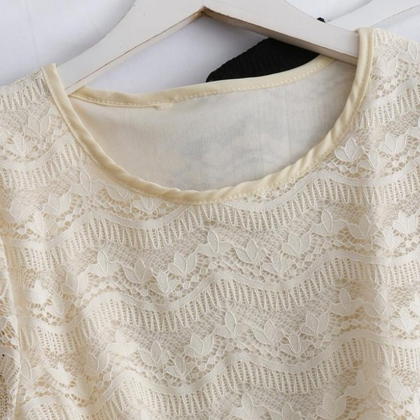 Moodne naiste pitskleit ovaalse kaelusega