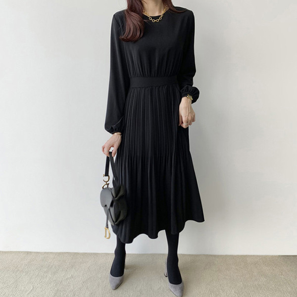 Naiste plisseeritud pikkade varrukatega kleit - retro stiilis