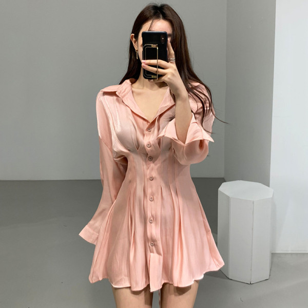 Női ruha típusú ing szabású modell klasszikus gallérral