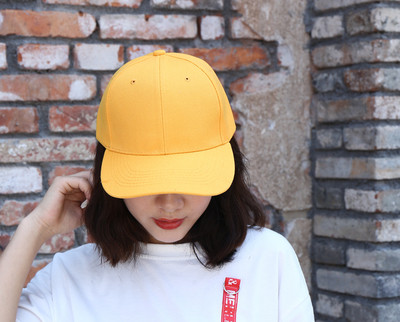 Naiste reguleeritav pesapallimüts