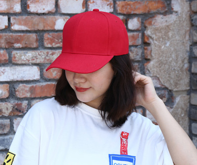 Naiste reguleeritav pesapallimüts