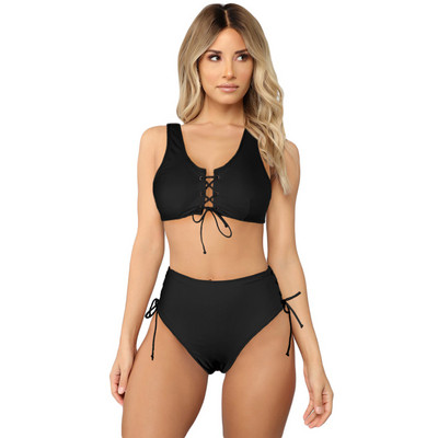 Kaasaegne ujumistrikoo rinnakama ülaosa ja kõrge vöökohaga