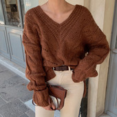 Női őszi-téli pulóver spitz nyakkivágással