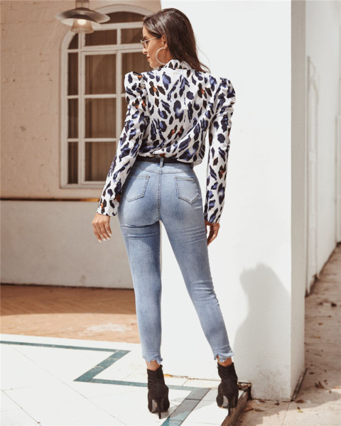 Stiilne naiste polokrae ja leopardimustriga puhvis varrukatega pluus