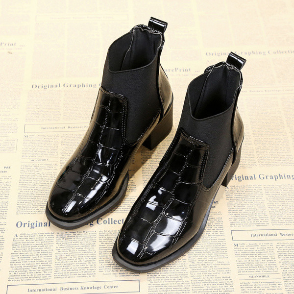 Női tavaszi-őszi csizma alacsony, vastag sarokkal