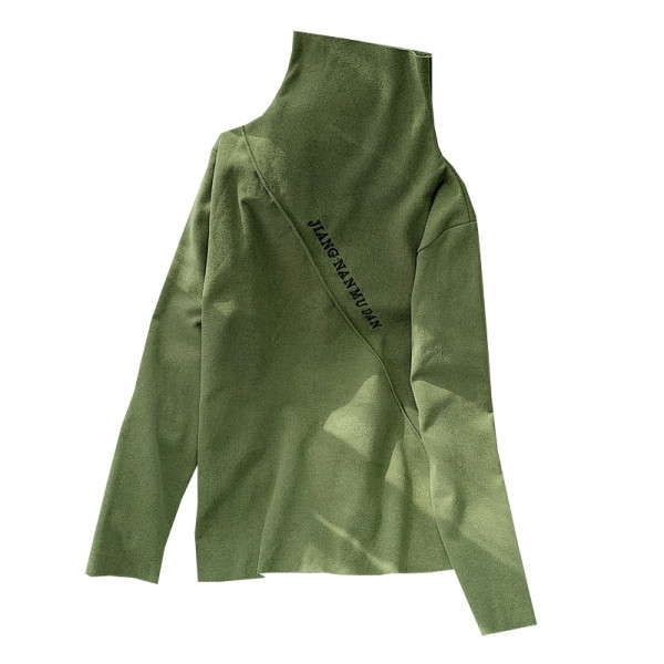 Kõrge krae ja kirjaga vabaaja naiste pluus