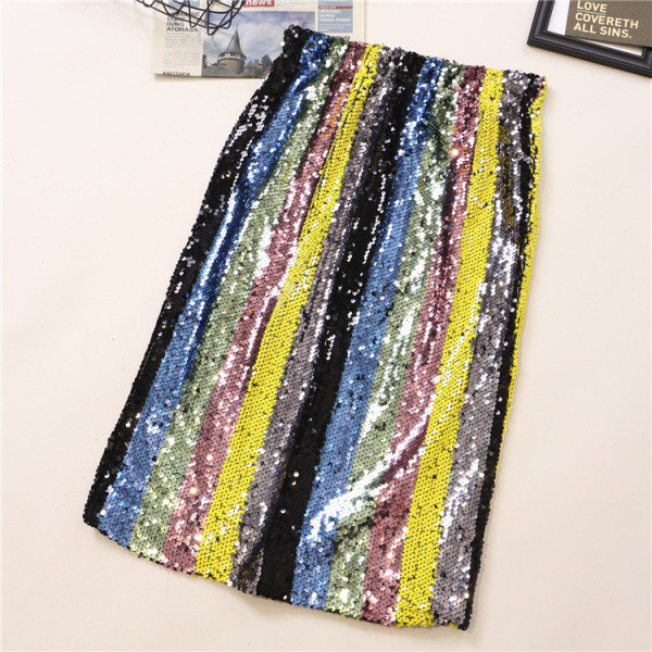 Värviline naiste keskmise pikkusega, kõrge vöökoha ja litritega seelik