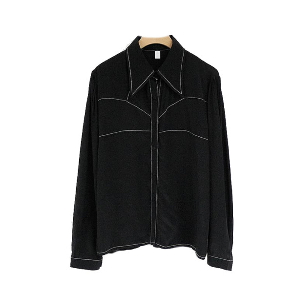 Gombos, hosszú ujjú női ing klasszikus gallérral