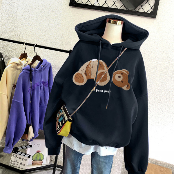 Naiste sportlik dressipluus lai kapuutsi ja aplikatsiooniga mudel