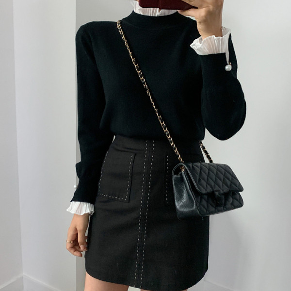 Naiste moodne pärlitega pluus varrukatel ja kõrge kaelusega