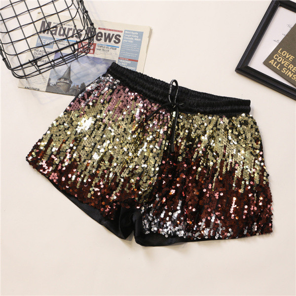 Moodsad kõrge elastse vöökoha ja värviliste litritega naiste lühikesed püksid