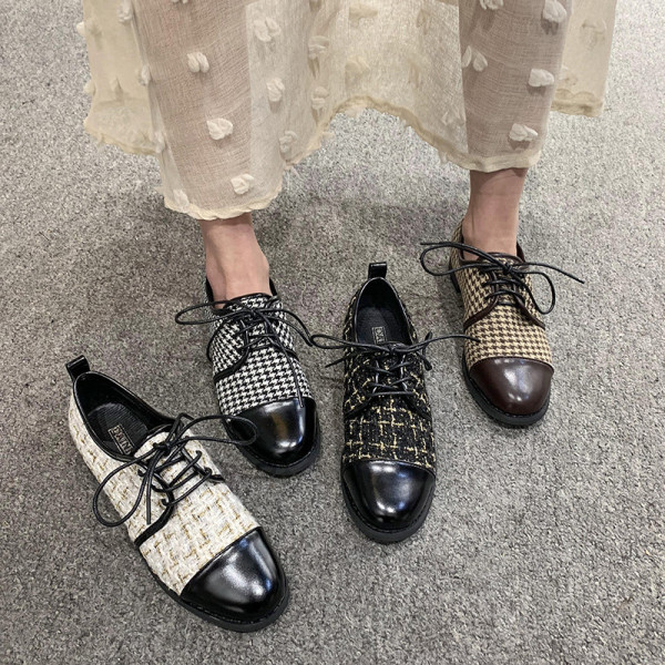 Naiste vabaajajalatsid paeltega ökonahast ja tekstiilist