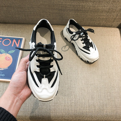 Kareda talla ja paeltega vabaaja naiste tossud