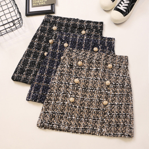 Ajakohane kõrge vöökoha ja nööpidega naiste kootud seelik