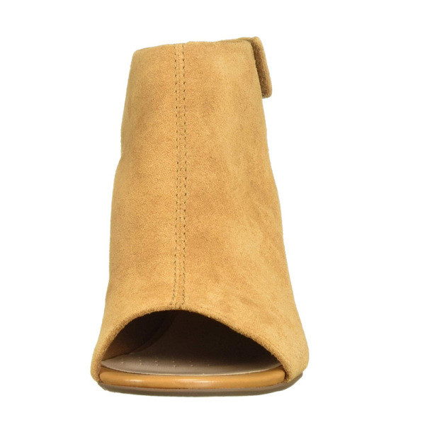 Uus mudel kaasaegsed sandaalid ökoseemisnahast kontsaga - kuni 42 numbrit