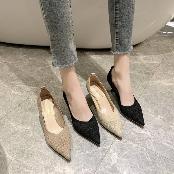 Új modell tavaszi-nyári textilcipő alacsony sarkú hegyes modellel
