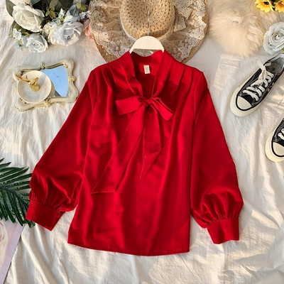 Modern női ing gallérján szalaggal és hosszú ujjal