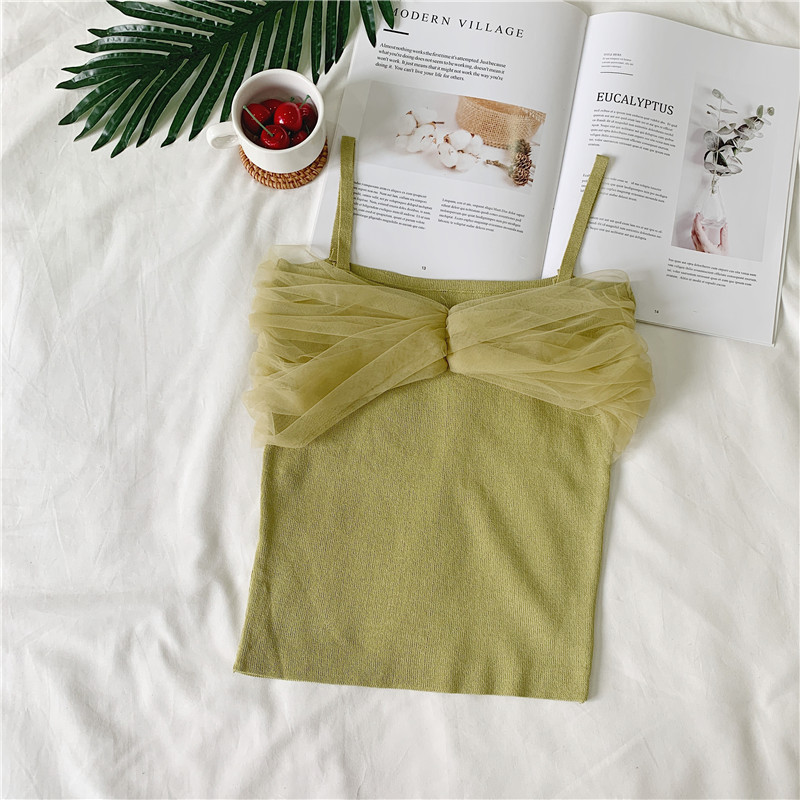 Moodne tülli ja õhukeste rihmadega naiste topp