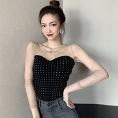 Liibuv naiste pitsvarrukatega pluus