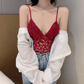 Naiste pitsist topp sügava dekoltee ja õhukeste rihmadega