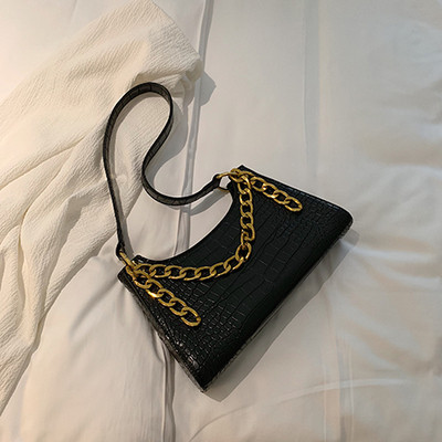 Öko-nahast väike naistekott metallist sanga tüüpi ketiga