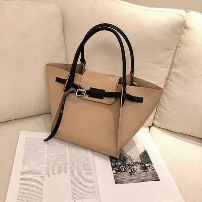 Öko-nahast ja lühikeste sangadega naiste vabaajakott