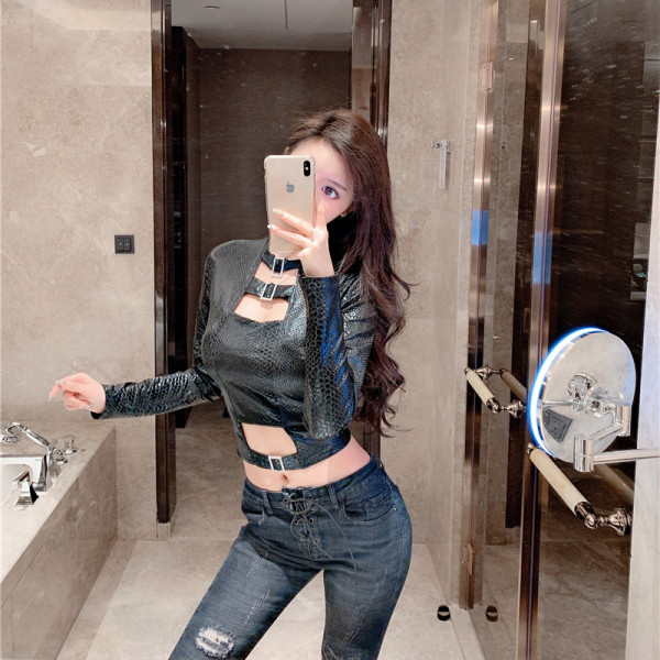 Modern női blúz Karcsú, hosszú ujjú modell