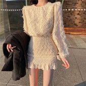 Stiilne naiste lühike kleit pikkade varrukate ja narmastega