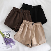 Elastse vöökoha ja nööpidega vabaaja püksid