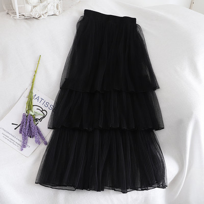 Moodne naiste pikk seelik A-joone ja tülliga